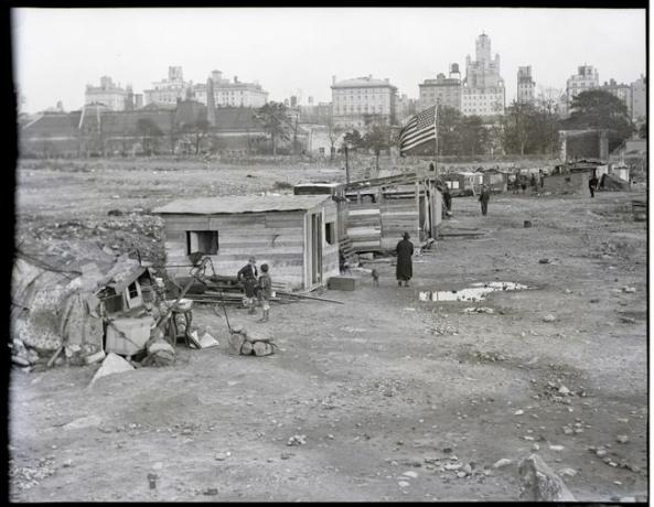 Un 'Hooverville' sul lungomare di Seattle Washington USA Grande Depressione marzo 1933