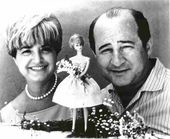 Ruth ed Elliot Handler con Barbie Doll