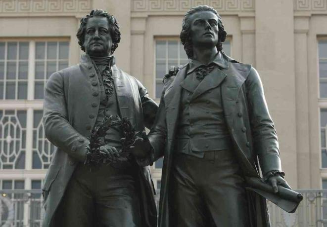 Goethe e Schiller statua