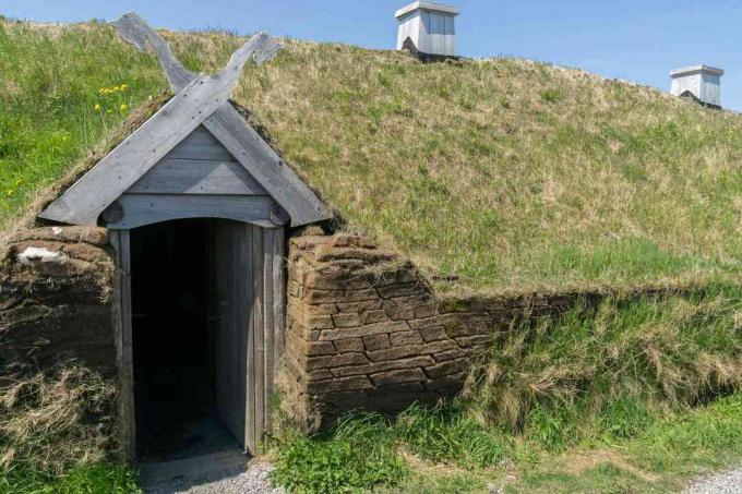 Viking Dwelling a L'anse Aux Meadows