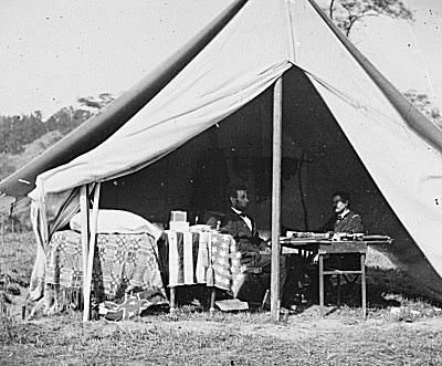 Il presidente Lincoln e il generale McClellan ad Antietam