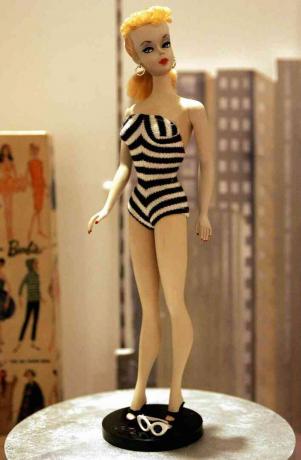 la bambola Barbie n. 1 originale è esposta presso