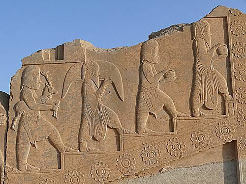 Scultura in rilievo di Tachara, palazzo privato di Dario il Grande a Persepoli.