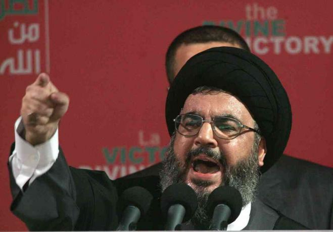 Il leader di Hezbollah Sayyed Hassan Nasrallah parla a una manifestazione il 22 settembre 2006 a Beirut, in Libano.