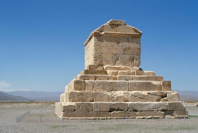 Tomba di Ciro il Grande a Pasargadae