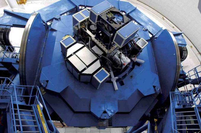 Meccanismo di supporto dello strumento per i telescopi Gemini.