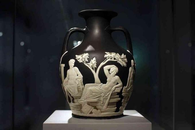 Il vaso di Portland, del XVIII secolo, Josiah Wedgwood