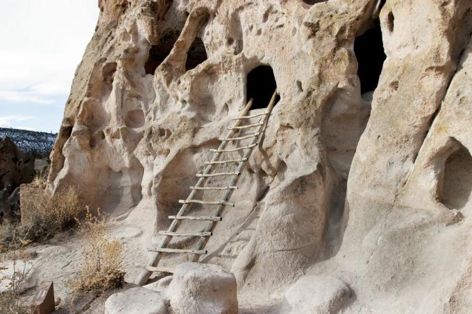 Abitazioni rupestri nel New Mexico
